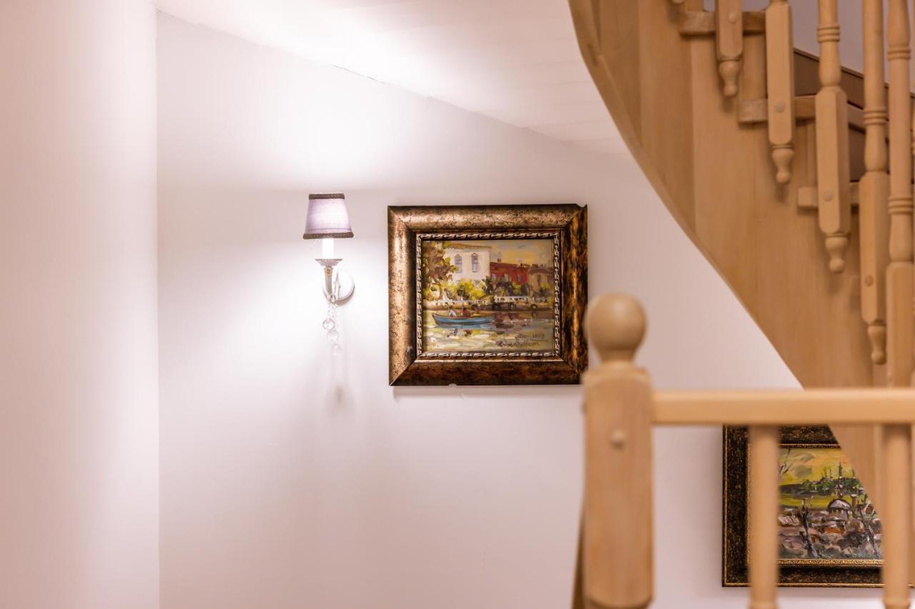 9 Doors Hotel (Adults Only) Истанбул Екстериор снимка
