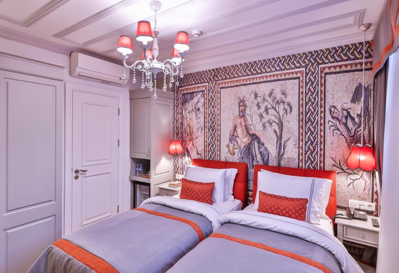 9 Doors Hotel (Adults Only) Истанбул Екстериор снимка