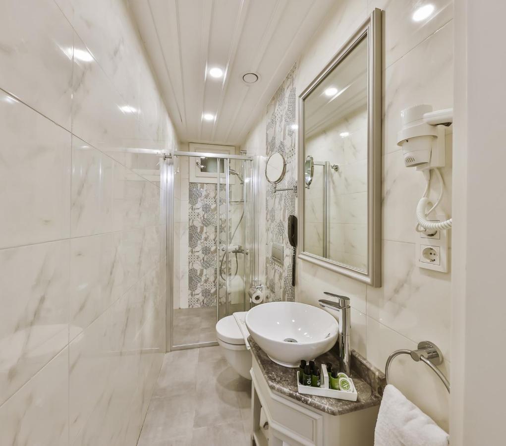 9 Doors Hotel (Adults Only) Истанбул Екстериор снимка